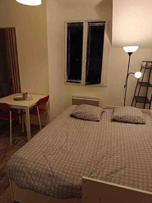 Studio Au Centre De Quimper 2Eme Et Apartamento Exterior foto